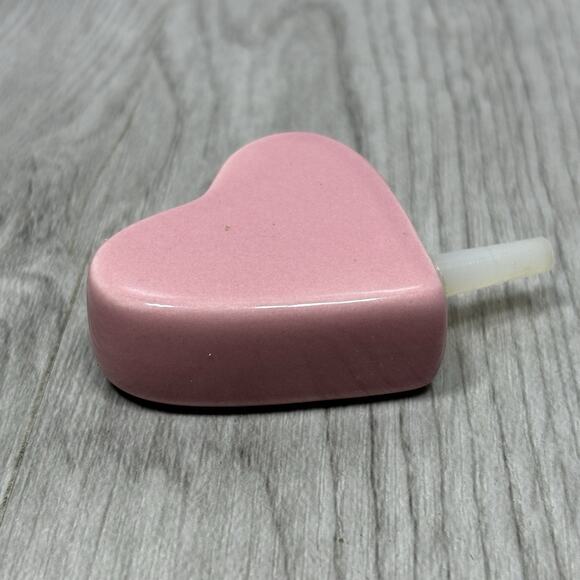 Nora Fleming RETIRED Be mine PINK HEART Mini A154 New - Picture 5 of 7